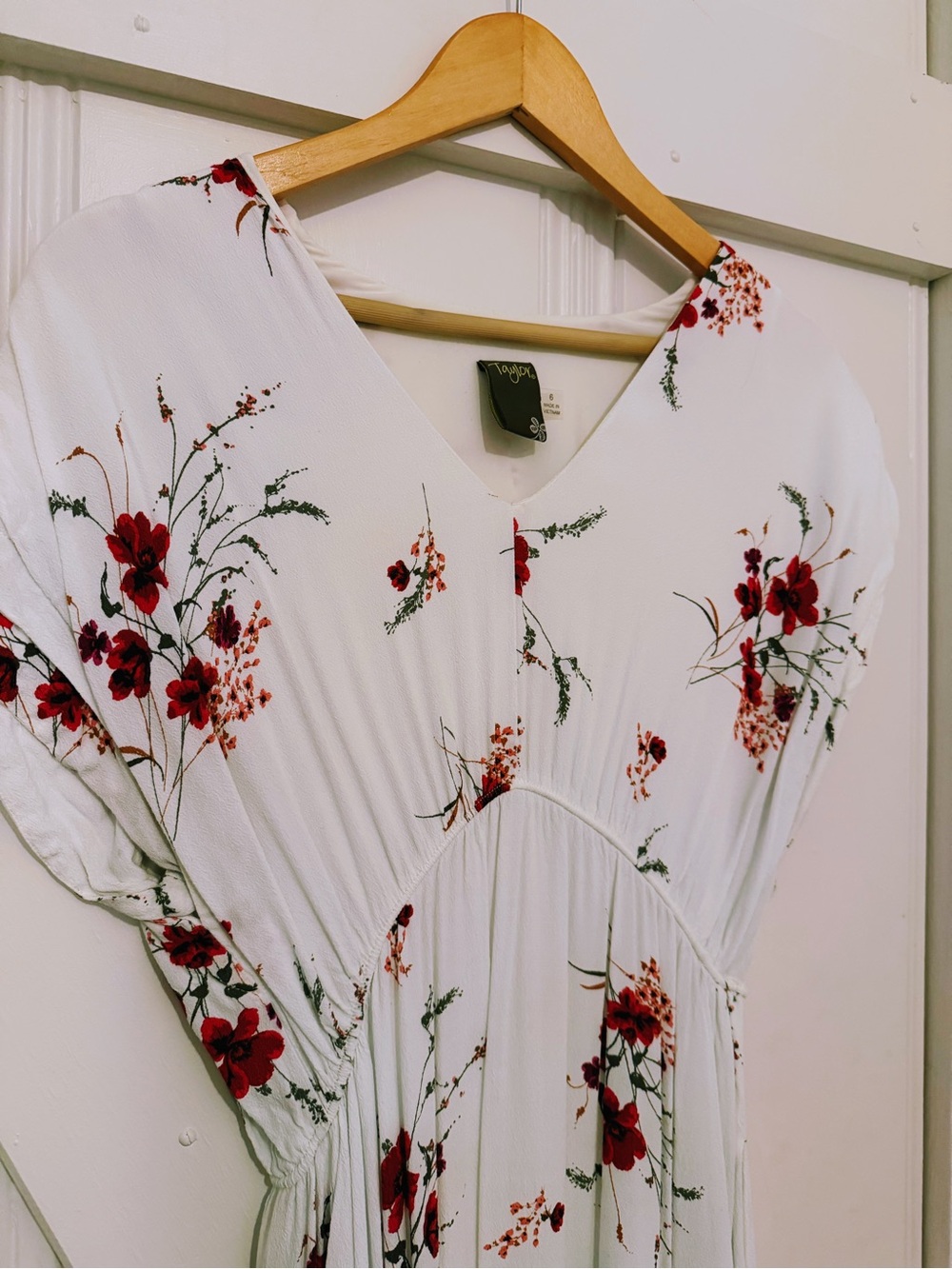 Taylor White Maxi Dress with Red Floral Print - Picture 2 of 5